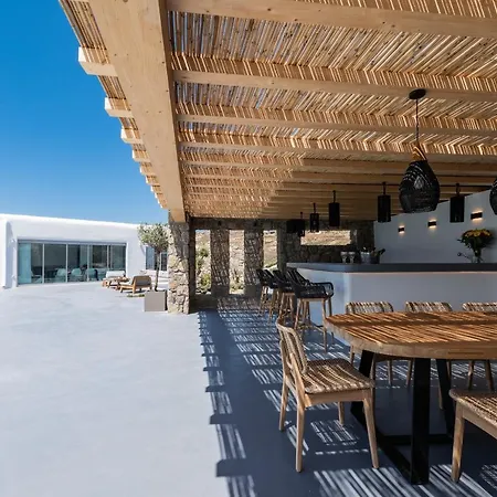 Leda Mykonos * Elia (Mykonos)